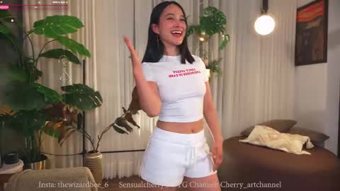 Snapshot of sensualcherry_ chatting on 10-02-25, 11:56 Maria- OF sensual bee online show from 10-02-25, 11:56