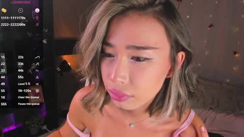 Kiki online show from 05-06-26, 04:12
