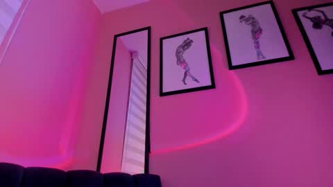 Snapshot of sensualjanex chatting on 11-11-25, 10:54 Jane online show from 11-11-25, 10:54