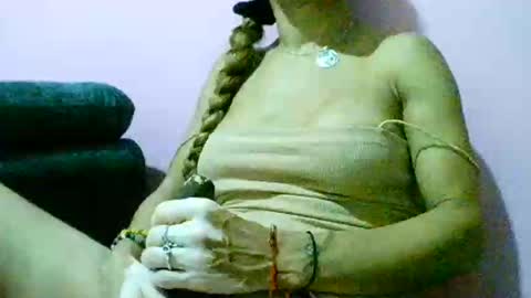 Snapshot of sensualnatasha chatting on 02-20-25, 04:50 sensualnatasha online show from 02-20-25, 04:50