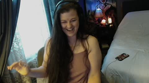 Snapshot of sentfrmheaven chatting on 12-23-24, 01:45 Tara online show from 12-23-24, 01:45