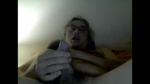 Snapshot of senzapensare chatting on 09-28-25, 07:41 senzapensare online show from 09-28-25, 07:41