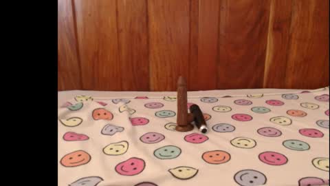 Anne online show from 12-22-25, 05:48