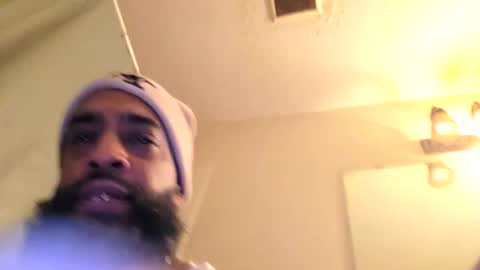 Snapshot of serani02 chatting on 01-19-26, 11:14 Serani online show from 01-19-26, 11:14