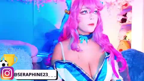 seraphine online show from 07-23-26, 03:04