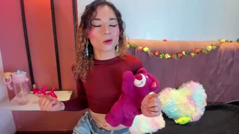 seraphine_nyx online show from 07-25-26, 09:34