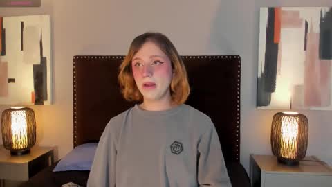 Seraphine star online show from 03-18-26, 03:20