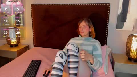 Seraphine star online show from 03-21-26, 08:19