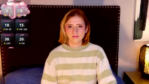 Seraphine star online show from 04-25-26, 11:46