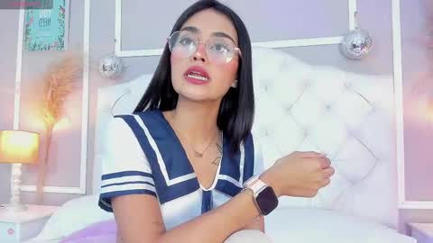 Snapshot of serena_jeyns chatting on 09-30-25, 08:14 SERE online show from 09-30-25, 08:14