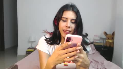 sararoussee online show from 05-14-26, 05:25