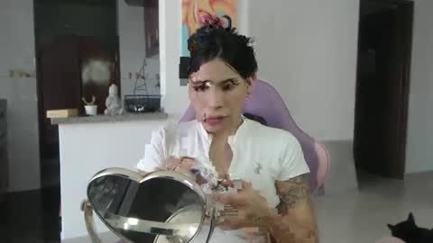 sararoussee online show from 05-14-26, 06:26