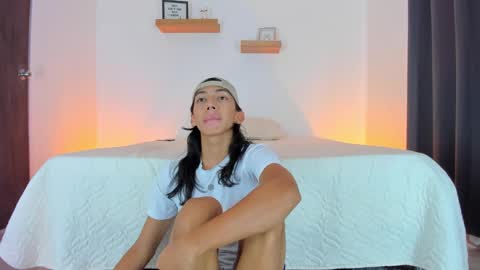 Serge online show from 03-06-25, 06:59