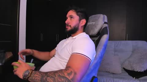 Sergi Mancini online show from 12-17-25, 12:27