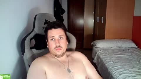 Snapshot of sergio95n chatting on 09-14-25, 02:38 Pollos online show from 09-14-25, 02:38