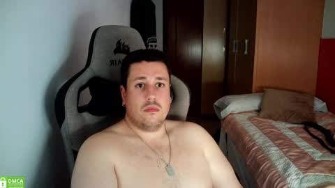 Snapshot of sergio95n chatting on 10-08-25, 02:58 Pollos online show from 10-08-25, 02:58