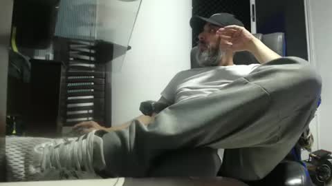 hetero serio discreto online show from 02-10-26, 12:04