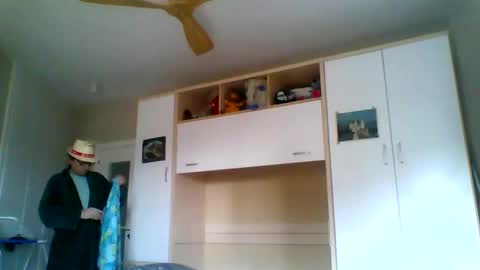 Snapshot of serrano49 chatting on 12-13-24, 12:28 serrano49 online show from 12-13-24, 12:28