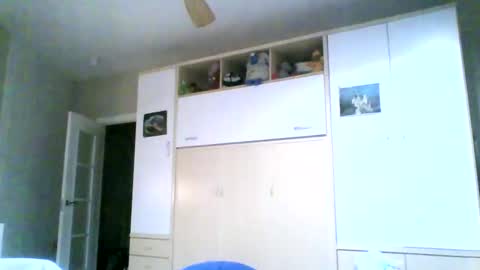 Snapshot of serrano49 chatting on 12-28-24, 08:25 serrano49 online show from 12-28-24, 08:25