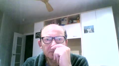 Snapshot of serrano49 chatting on 12-29-24, 02:27 serrano49 online show from 12-29-24, 02:27