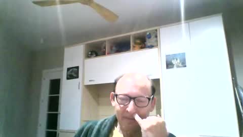 Snapshot of serrano49 chatting on 01-28-25, 02:53 serrano49 online show from 01-28-25, 02:53