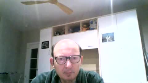 Snapshot of serrano49 chatting on 02-05-25, 02:19 serrano49 online show from 02-05-25, 02:19
