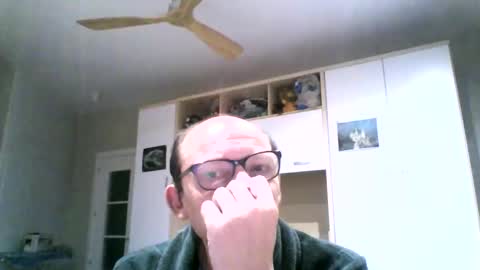 Snapshot of serrano49 chatting on 03-04-25, 12:39 serrano49 online show from 03-04-25, 12:39