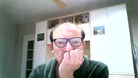 Snapshot of serrano49 chatting on 03-10-25, 03:23 serrano49 online show from 03-10-25, 03:23