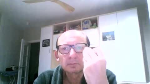 Snapshot of serrano49 chatting on 09-14-25, 02:11 serrano49 online show from 09-14-25, 02:11