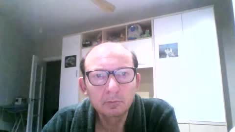 Snapshot of serrano49 chatting on 09-15-25, 10:21 serrano49 online show from 09-15-25, 10:21