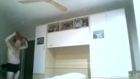 Snapshot of serrano49 chatting on 09-24-25, 03:10 serrano49 online show from 09-24-25, 03:10