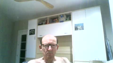 Snapshot of serrano49 chatting on 10-07-25, 05:48 serrano49 online show from 10-07-25, 05:48