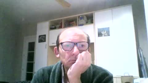 Snapshot of serrano49 chatting on 10-10-25, 02:54 serrano49 online show from 10-10-25, 02:54