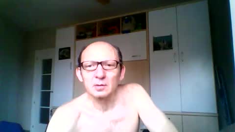 Snapshot of serrano49 chatting on 10-11-25, 04:49 serrano49 online show from 10-11-25, 04:49