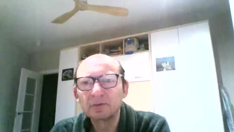 Snapshot of serrano49 chatting on 10-31-25, 06:31 serrano49 online show from 10-31-25, 06:31