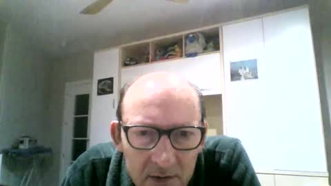 Snapshot of serrano49 chatting on 11-17-25, 03:45 serrano49 online show from 11-17-25, 03:45