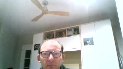 Snapshot of serrano49 chatting on 12-05-25, 06:59 serrano49 online show from 12-05-25, 06:59