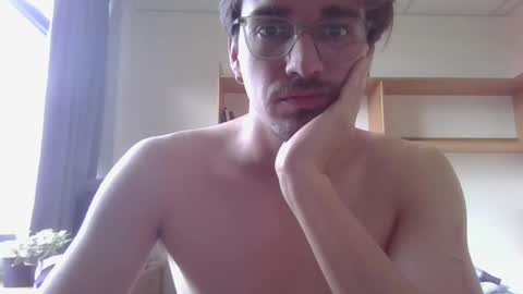 Snapshot of servandomier chatting on 02-26-25, 02:25 mier online show from 02-26-25, 02:25