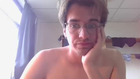 Snapshot of servandomier chatting on 03-06-25, 02:51 mier online show from 03-06-25, 02:51