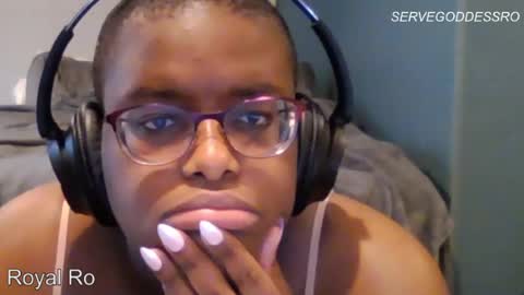 Snapshot of servegoddessro chatting on 06-26-26, 06:12 servegoddessro online show from 06-26-26, 06:12