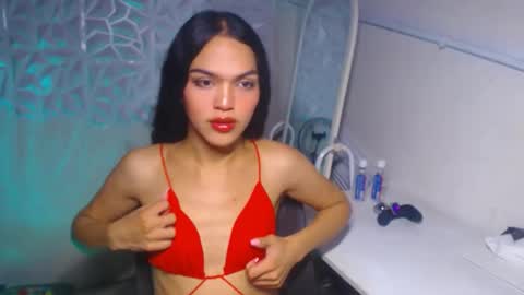 Bella online show from 11-08-25, 05:23