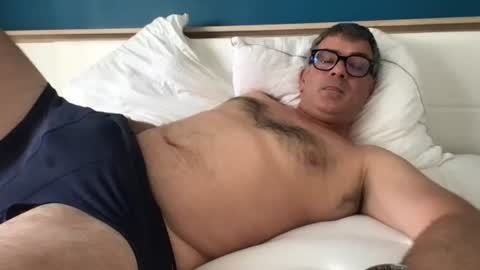 Snapshot of sesamechris92 chatting on 06-20-26, 01:47 sesamechris92 online show from 06-20-26, 01:47