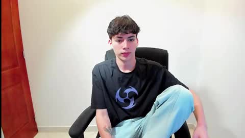 Snapshot of seth_ryder chatting on 02-06-25, 02:44 seth_ryder online show from 02-06-25, 02:44