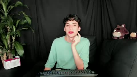 Snapshot of seth_ryder chatting on 02-14-25, 08:10 seth_ryder online show from 02-14-25, 08:10