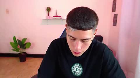 Thomas online show from 09-26-25, 02:21