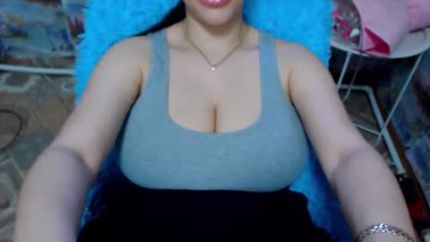 seu_cute online show from 11-08-25, 09:09