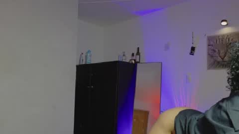 Alexis online show from 04-18-26, 12:58