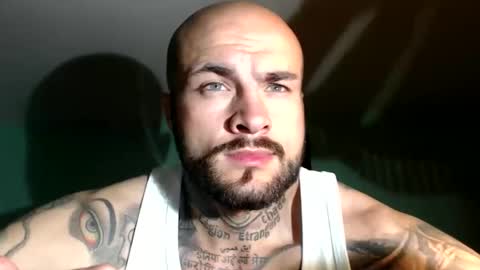 Snapshot of sevendragons1 chatting on 09-30-25, 09:31 SevenDragons online show from 09-30-25, 09:31