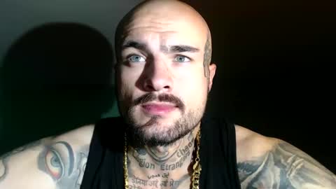 Snapshot of sevendragons1 chatting on 10-20-25, 10:21 SevenDragons online show from 10-20-25, 10:21