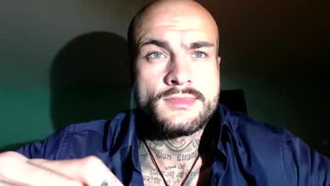 Snapshot of sevendragons1 chatting on 10-29-25, 05:25 SevenDragons online show from 10-29-25, 05:25